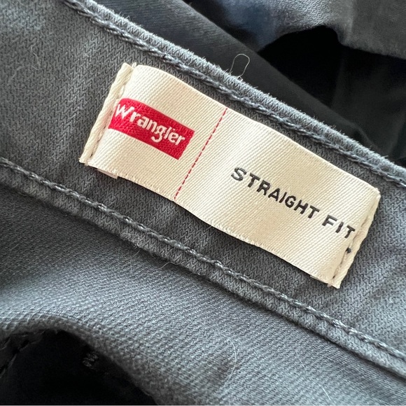 LOT OF 2 Wrangler Mens Jeans Straight Fit Denim Grey Size 36 x 30 - Picture 3 of 10